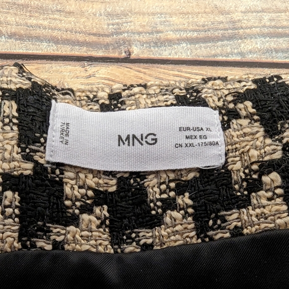 MNG/MANGO Brown Houndstooth Skirt w/ Belt - Picture 3 of 3